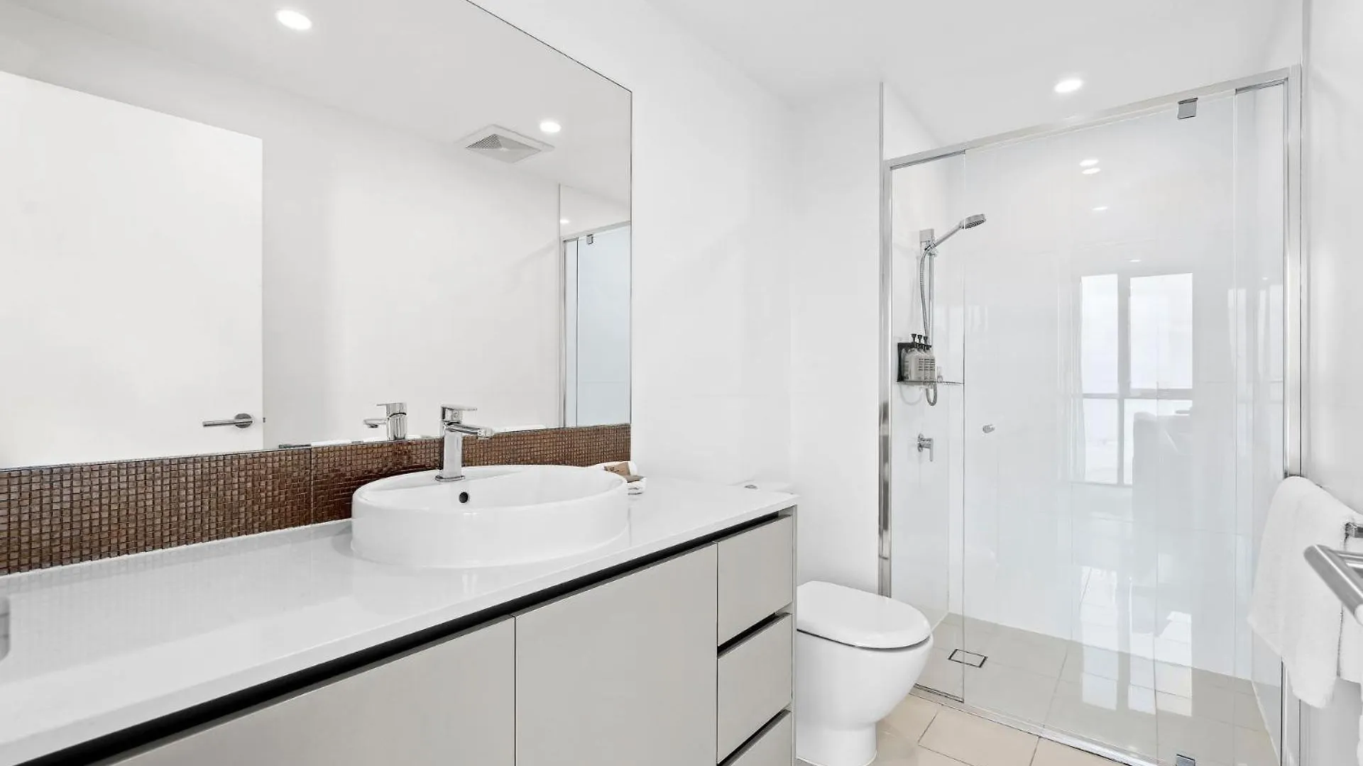 Ocean View Serenity At Rhapsody Gold Coast Apartment